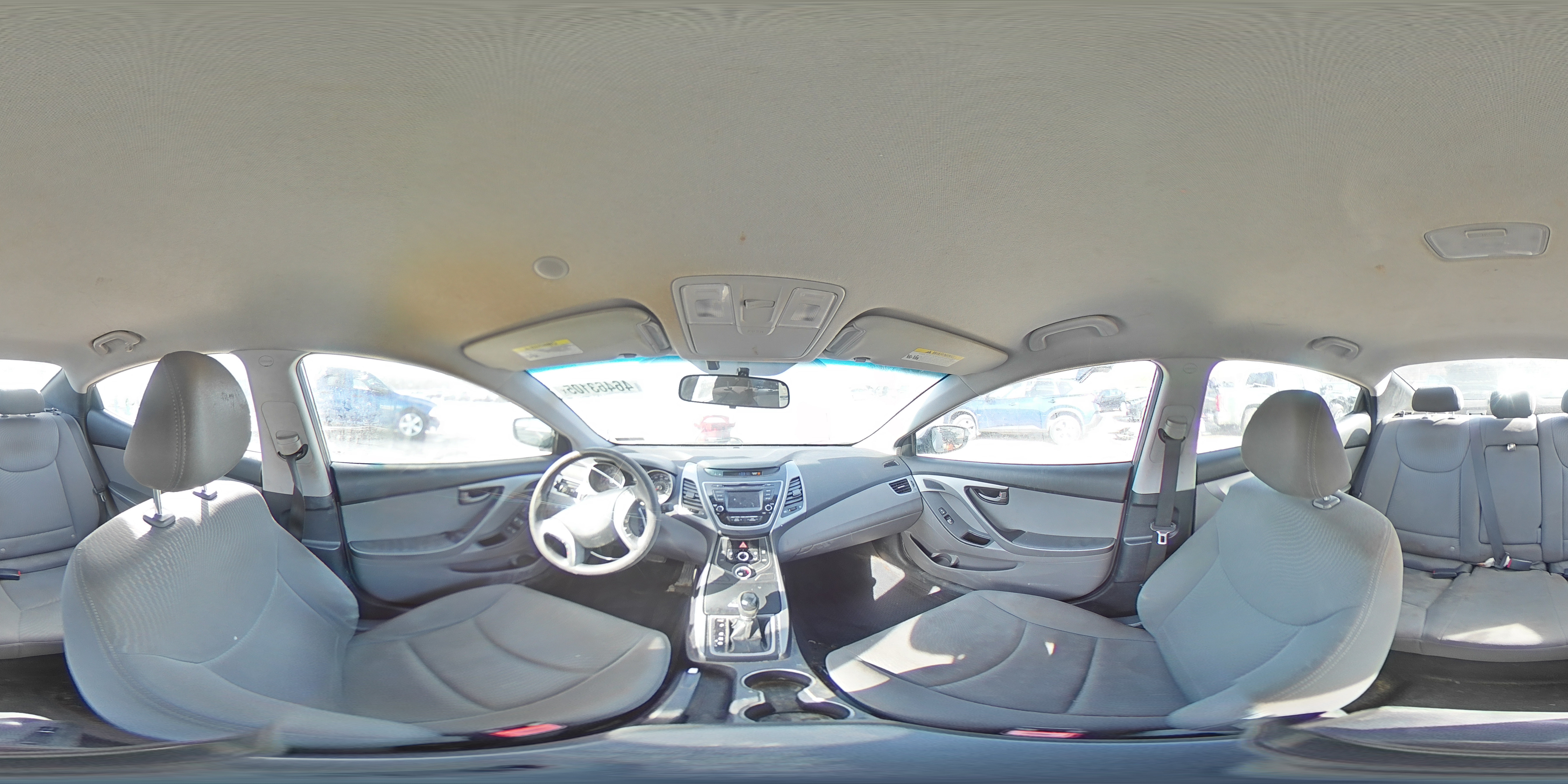 2015 Hyundai Elantra - Image 14
