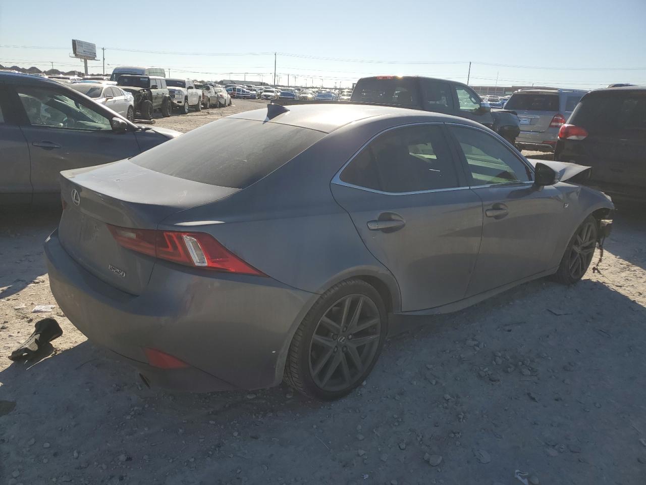 2014 Lexus IS - Image 3