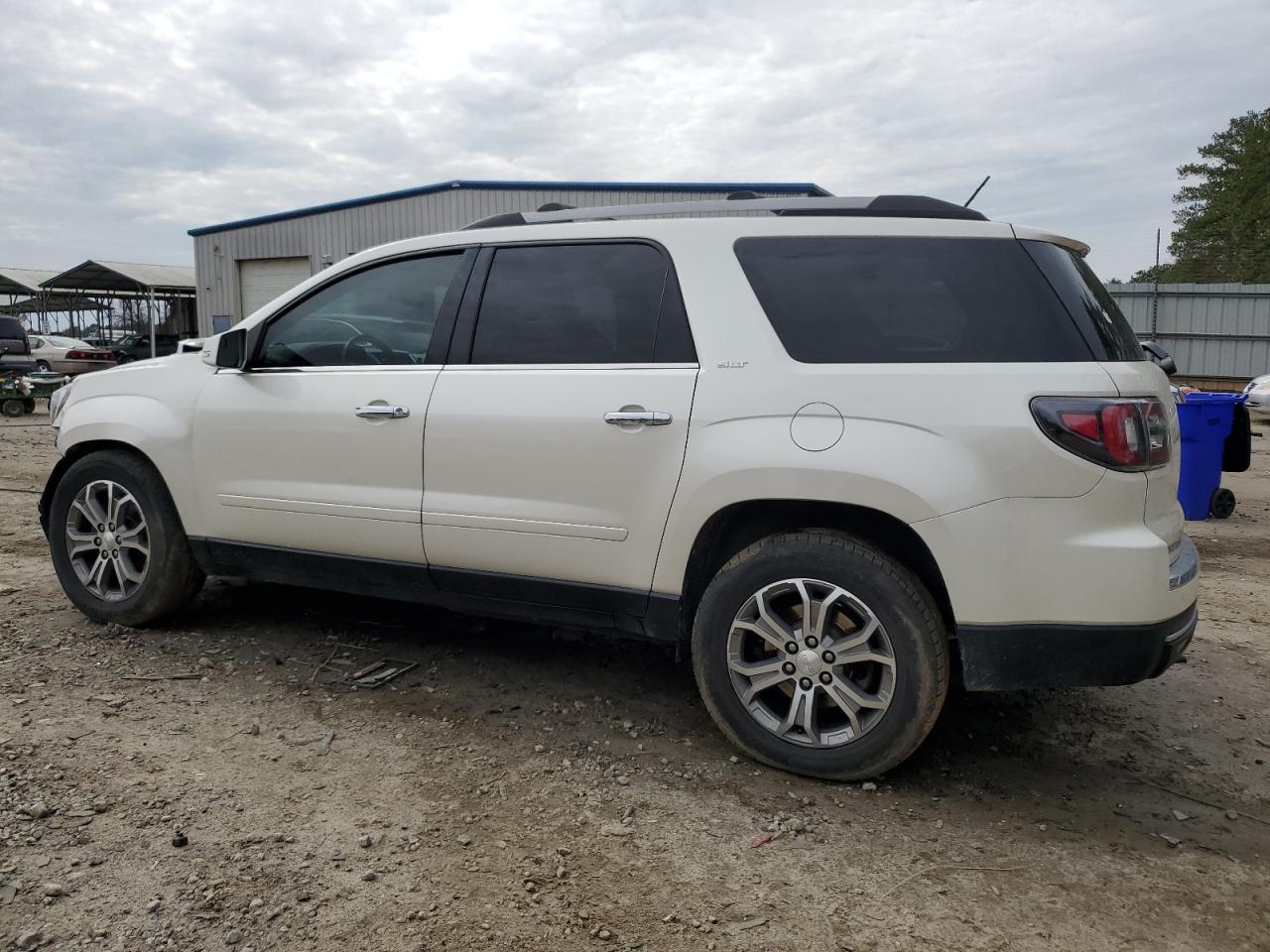 2014 GMC Acadia - Image 2