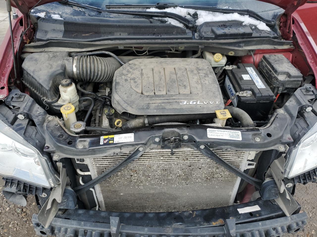 2015 Chrysler Town & Country - Image 11