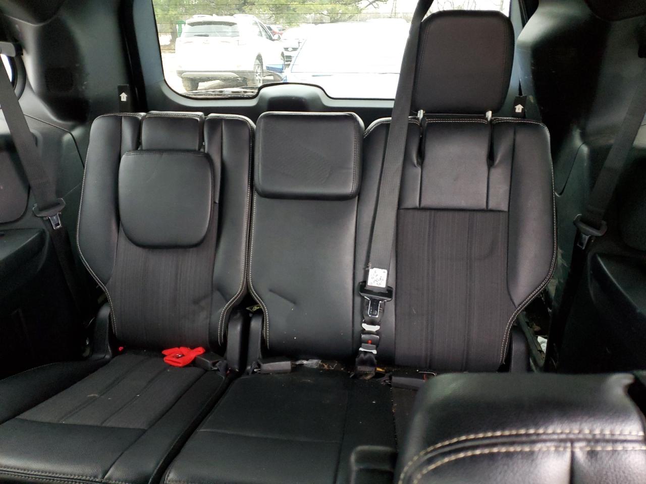2014 Chrysler Town & Country - Image 10