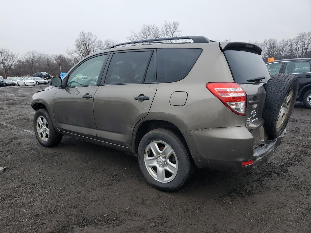 2010 Toyota RAV 4 - Image 2