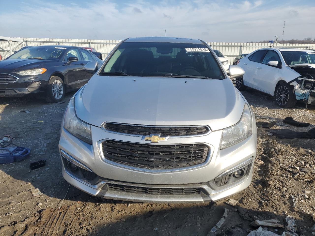 2015 Chevrolet Cruze - Image 5