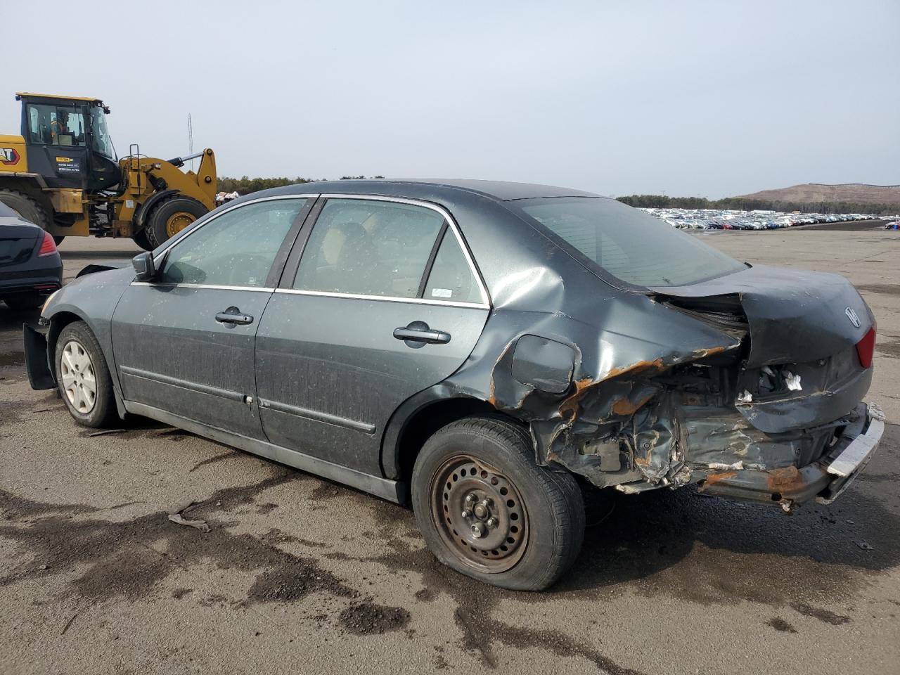 2004 Honda Accord - Image 2