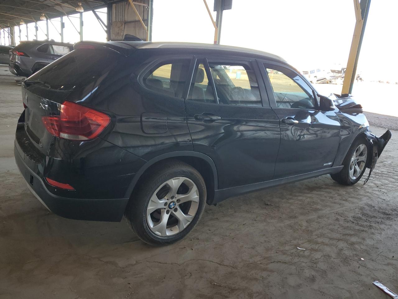 2013 BMW X1 - Image 3