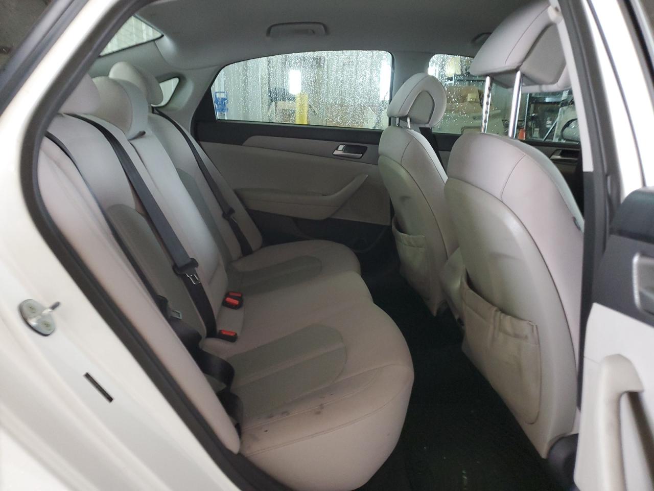 2015 Hyundai Sonata - Image 10