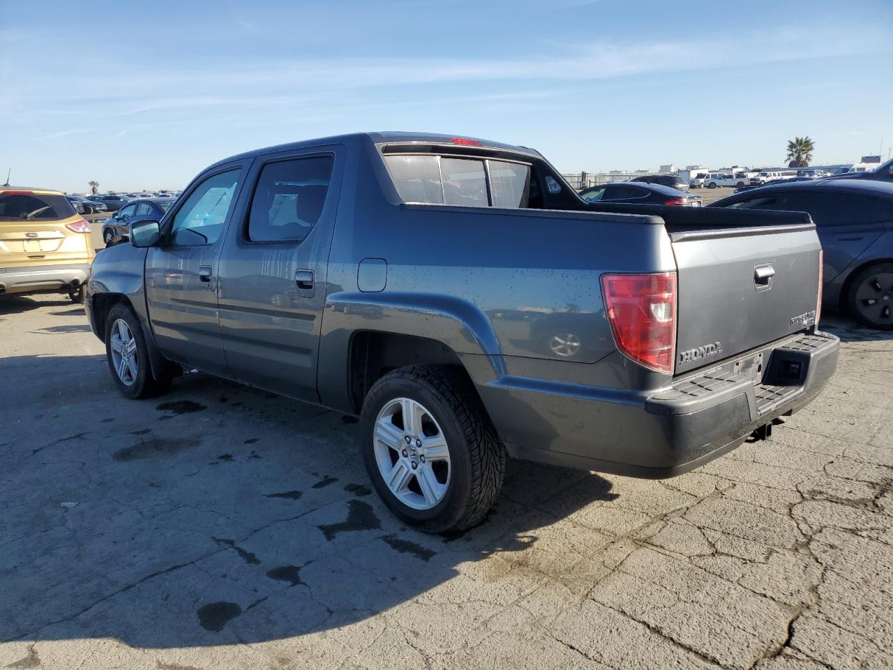2010 Honda Ridgeline - Image 2
