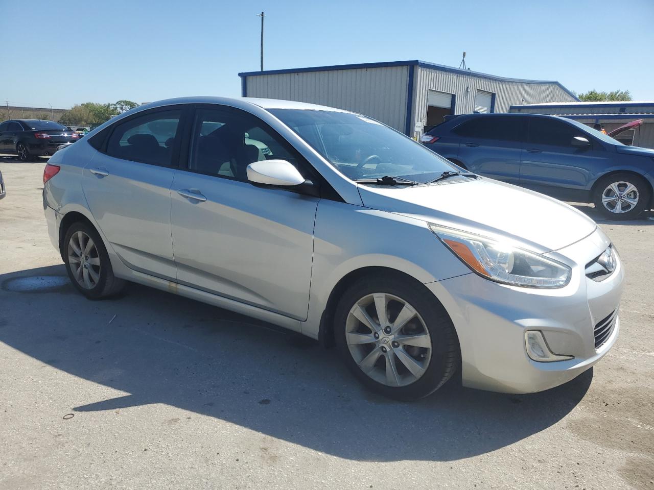 2014 Hyundai Accent - Image 4