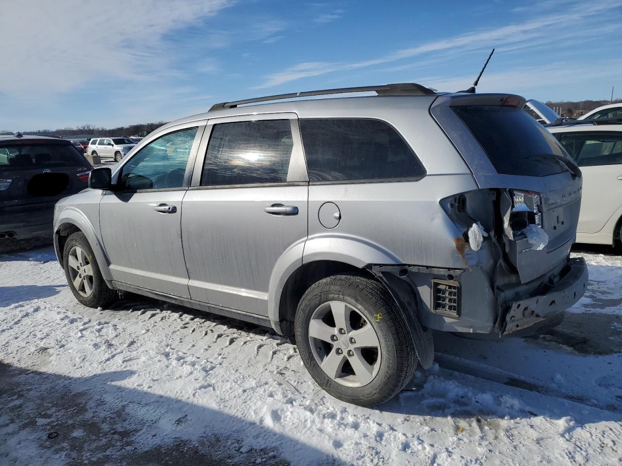 2016 Dodge Journey - Image 2