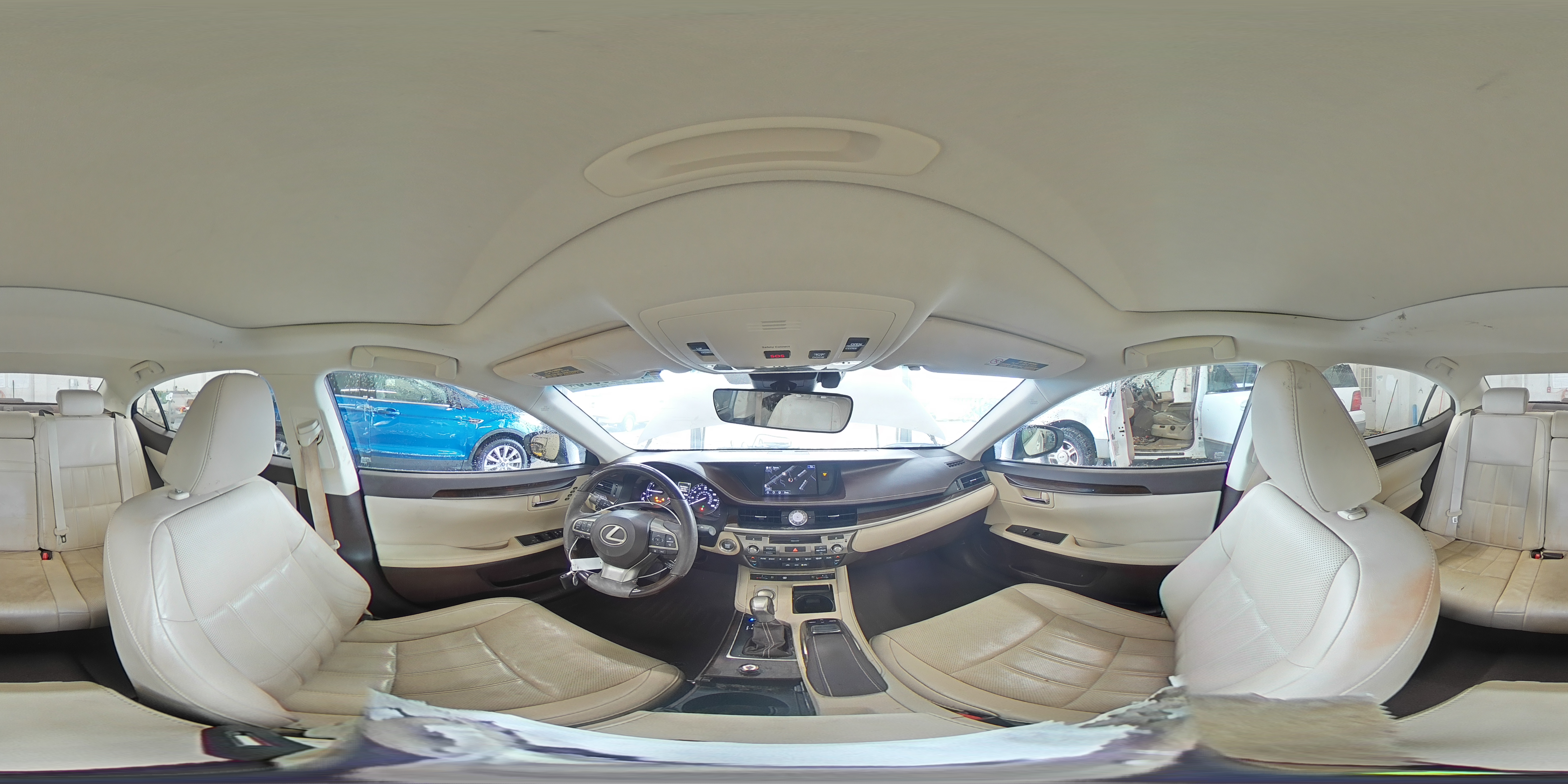 2016 Lexus ES - Image 15