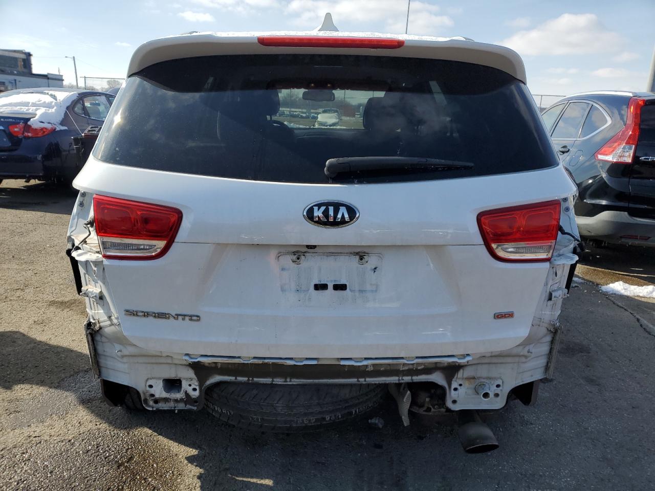2016 Kia Sorento - Image 6
