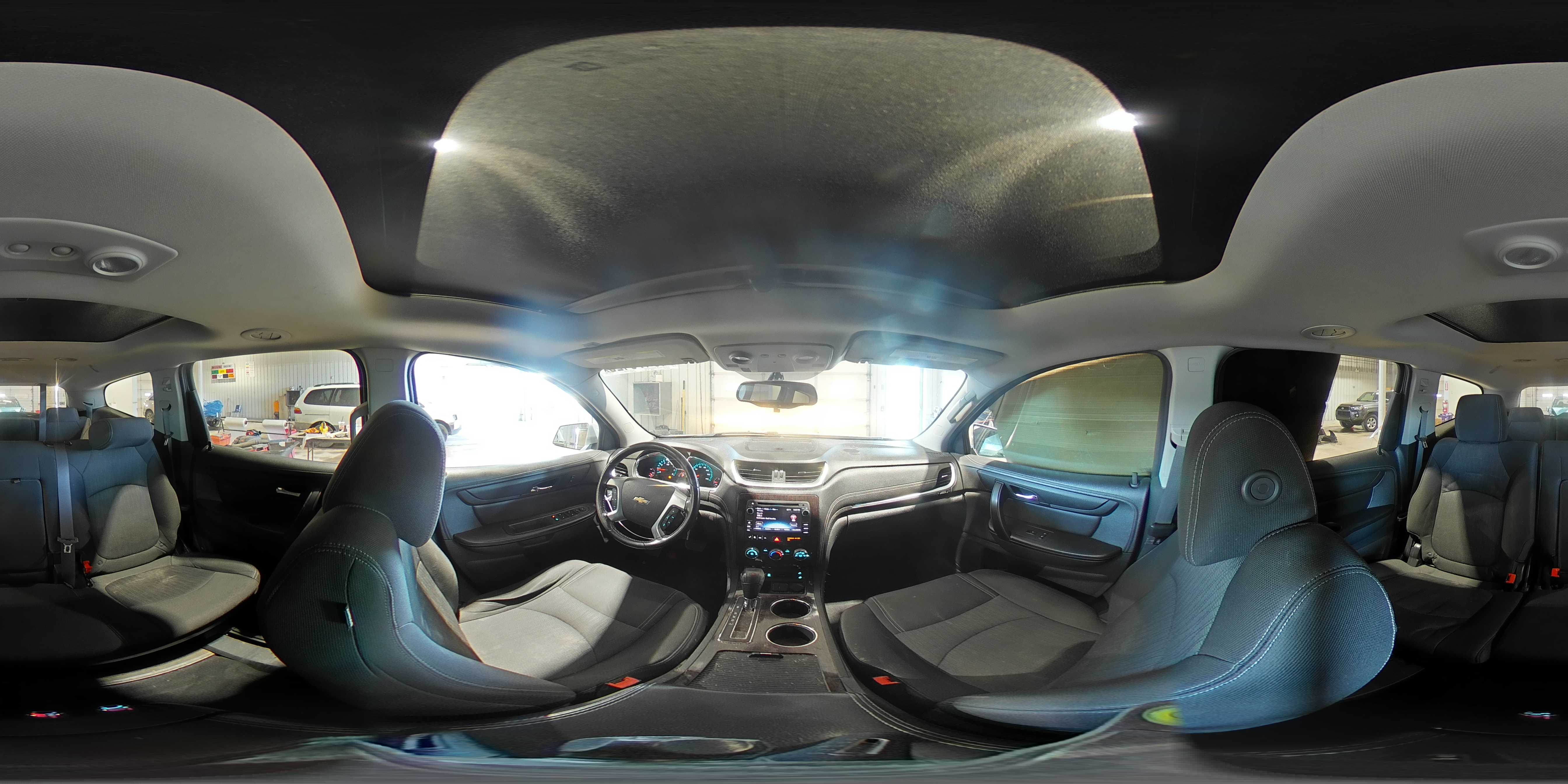 2015 Chevrolet Traverse - Image 15