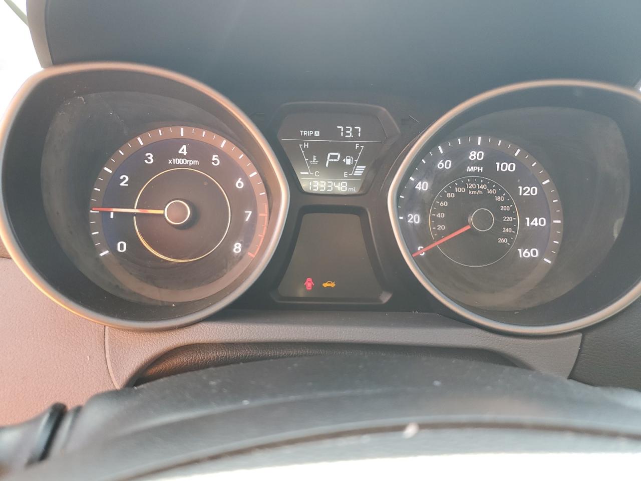 2016 Hyundai Elantra - Image 9