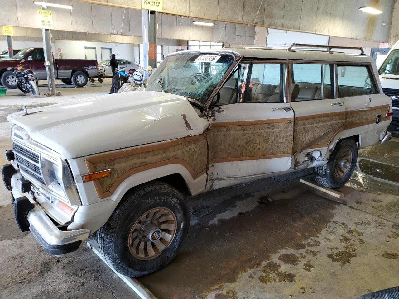 1986 Jeep Grand Wagoneer  for Sale in Indianapolis, IN - All Over