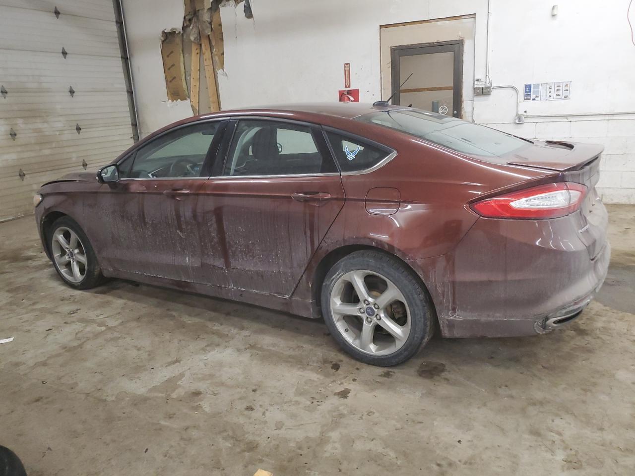2016 Ford Fusion - Image 2