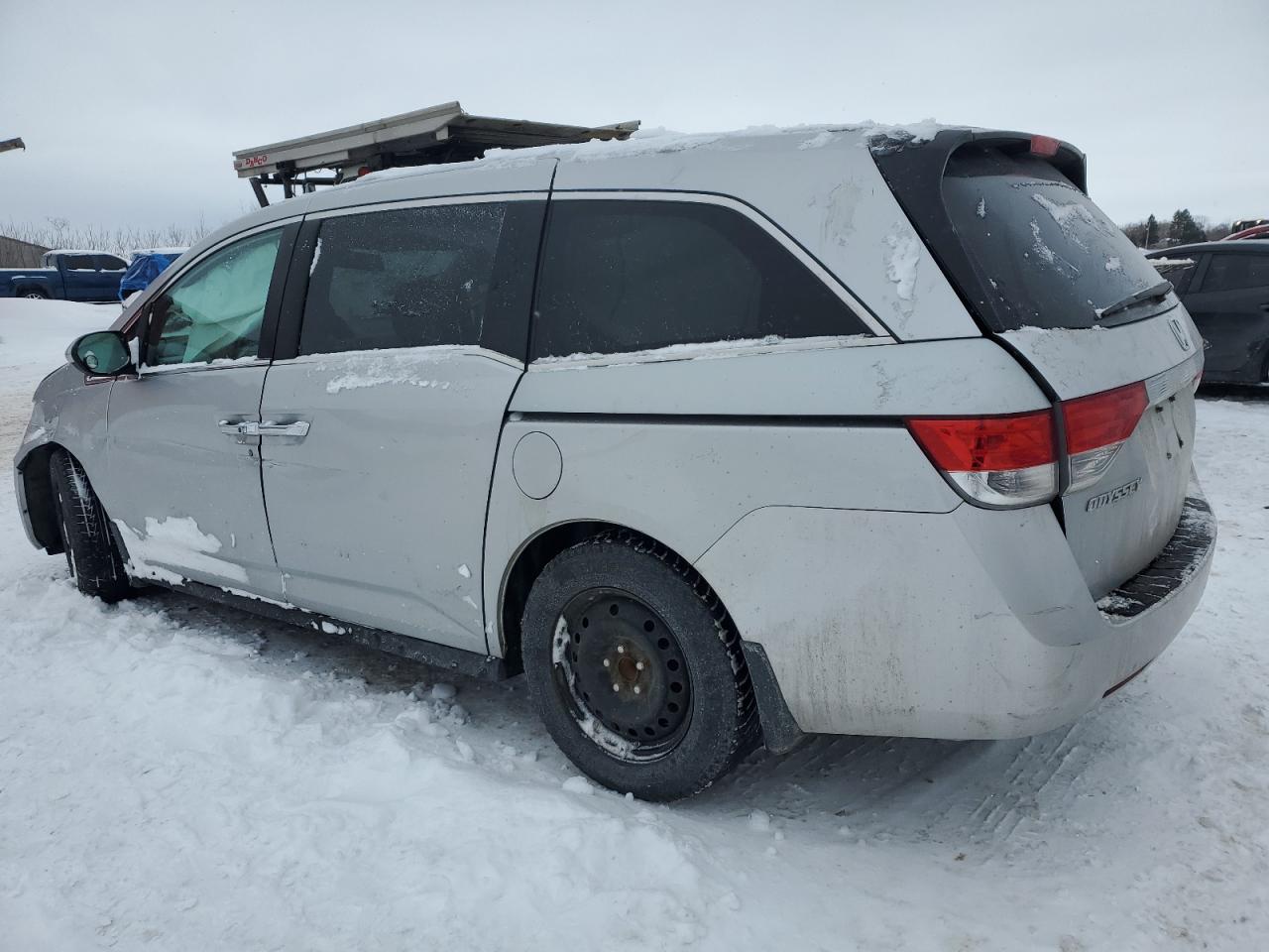 2014 Honda Odyssey - Image 2