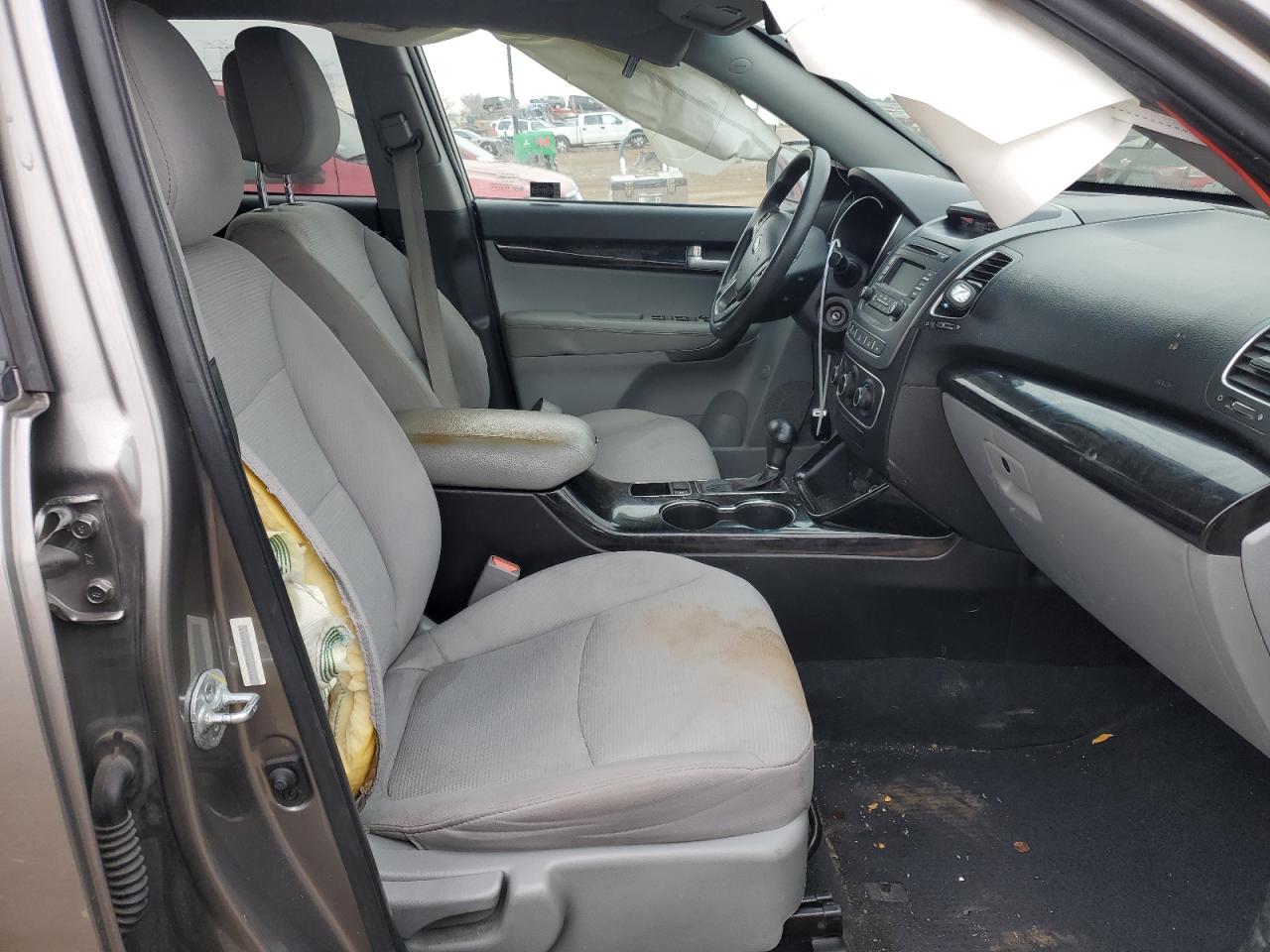 2015 Kia Sorento - Image 7