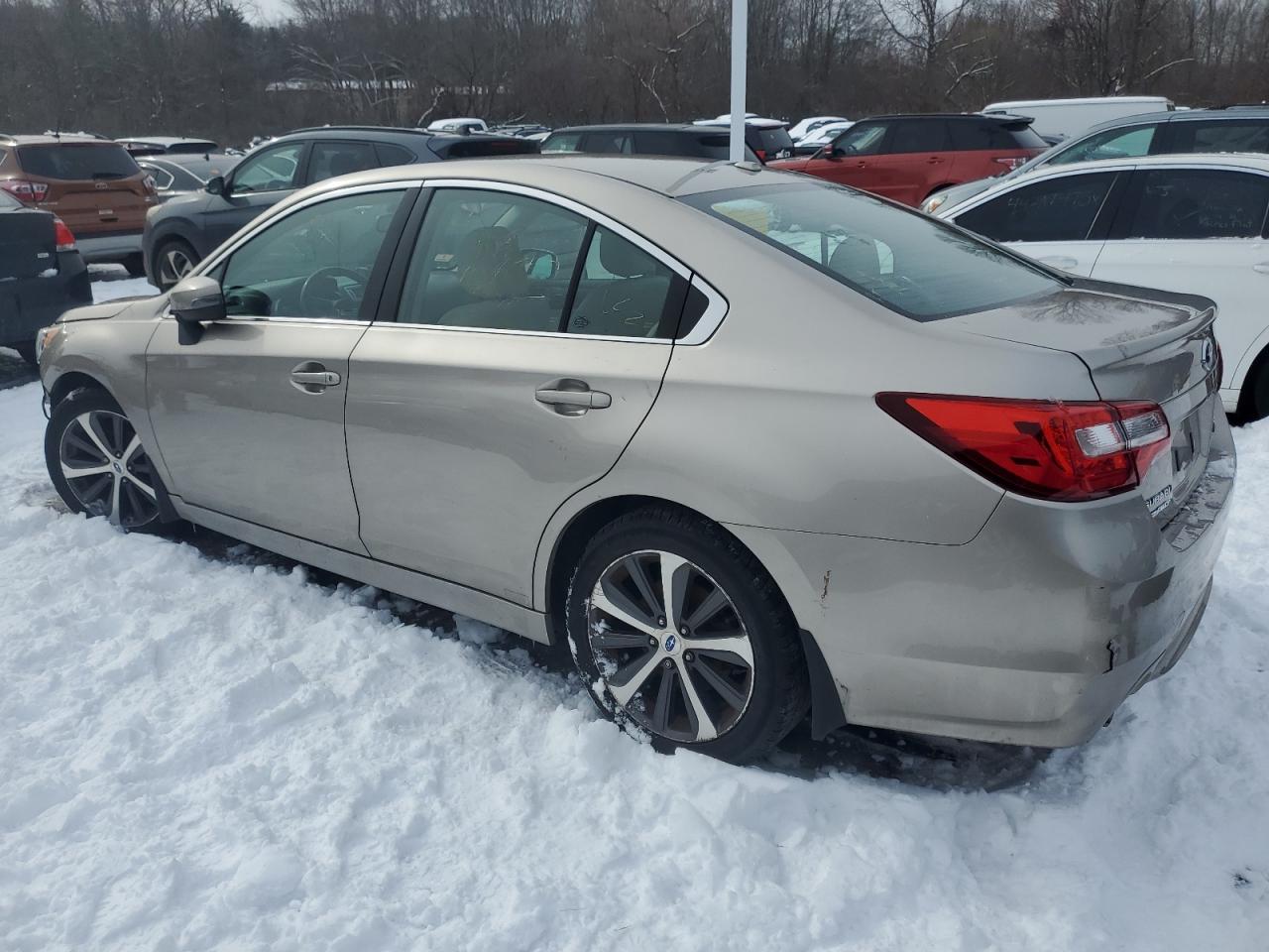 2015 Subaru Legacy - Image 2