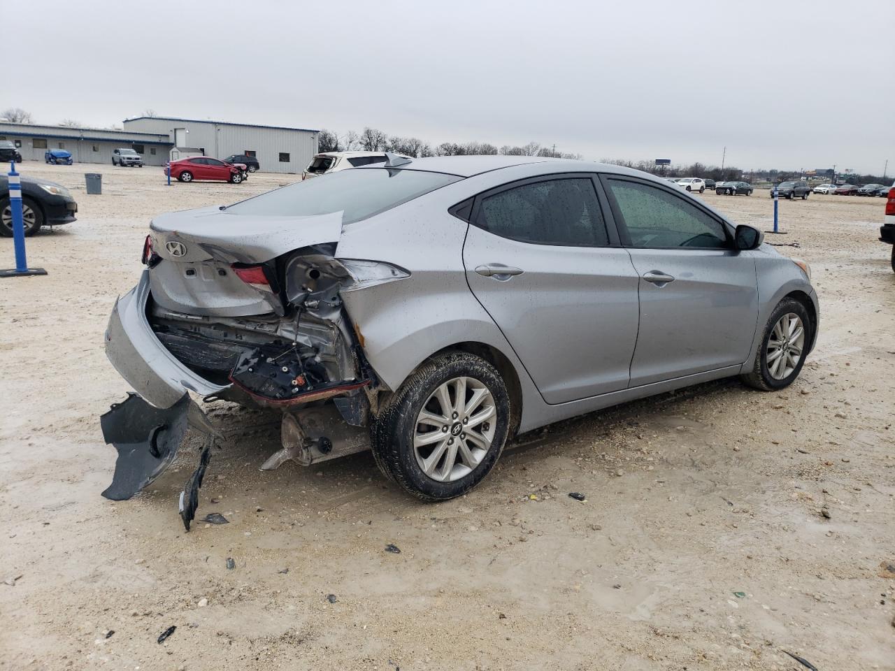 2015 Hyundai Elantra - Image 3