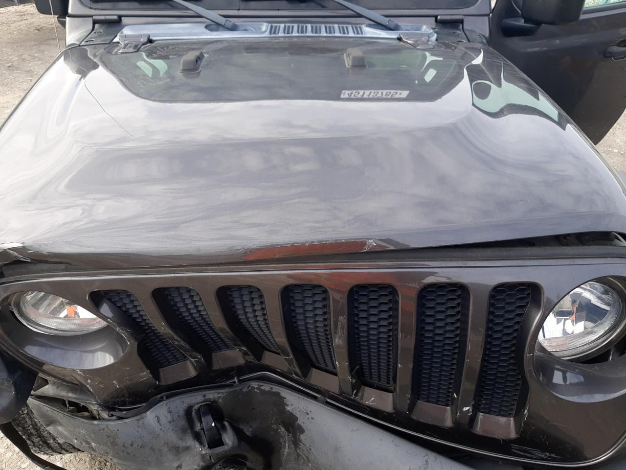 2018 Jeep Wrangler - Image 11