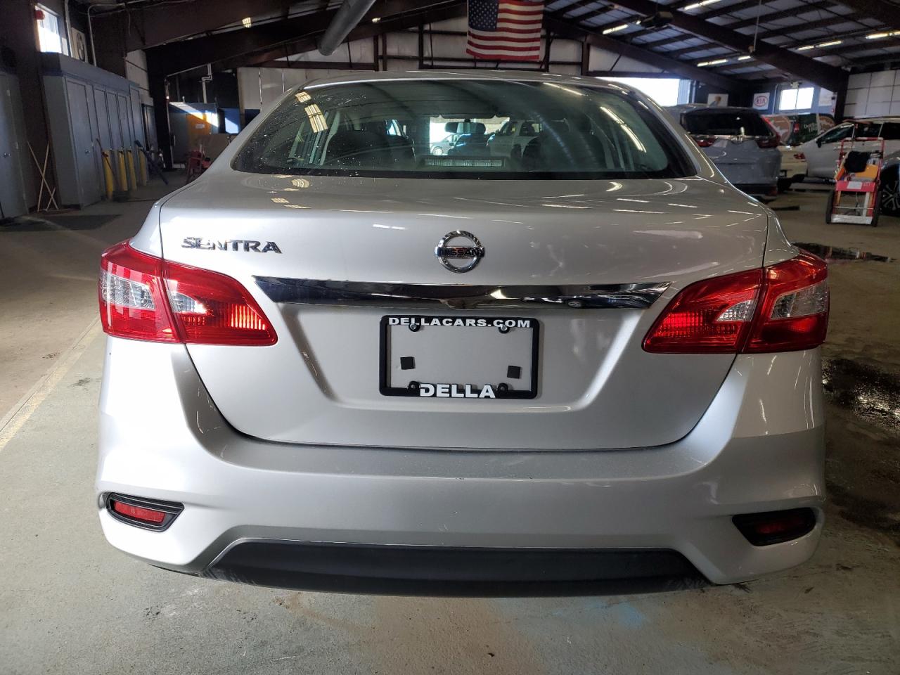 2017 Nissan Sentra - Image 6