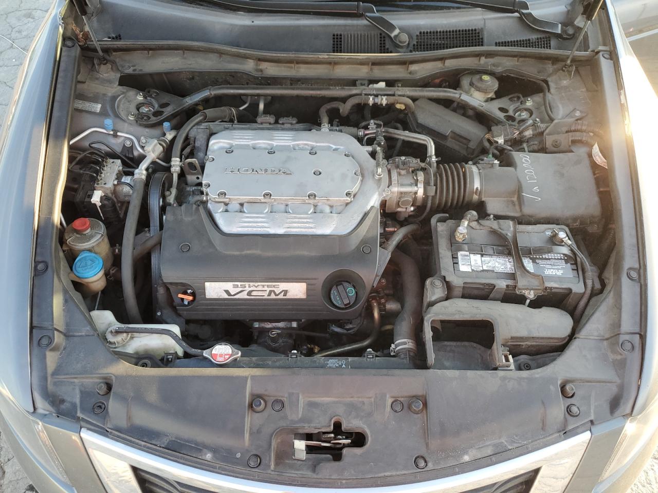 2008 Honda Accord - Image 11