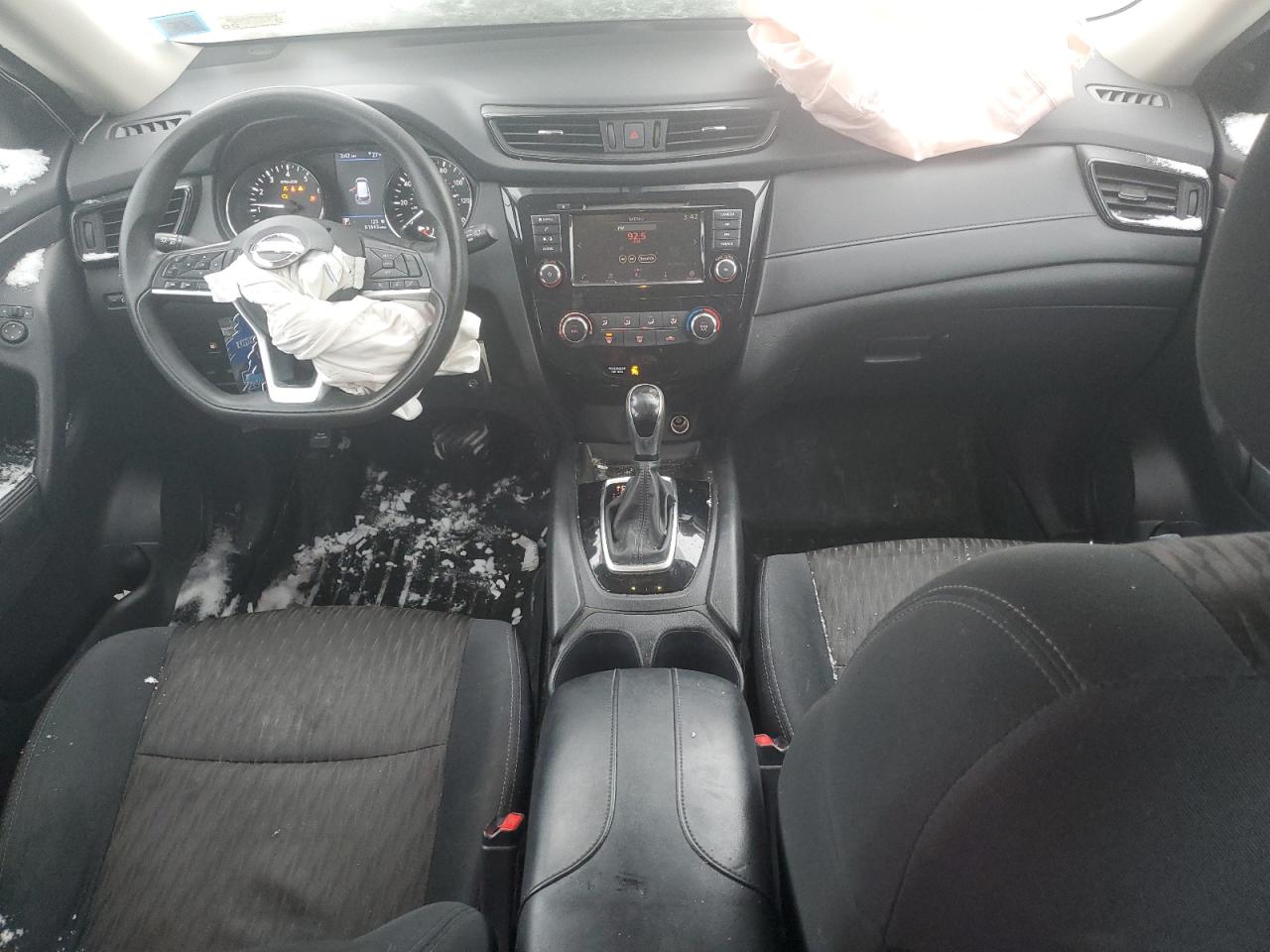 2018 Nissan Rogue - Image 8