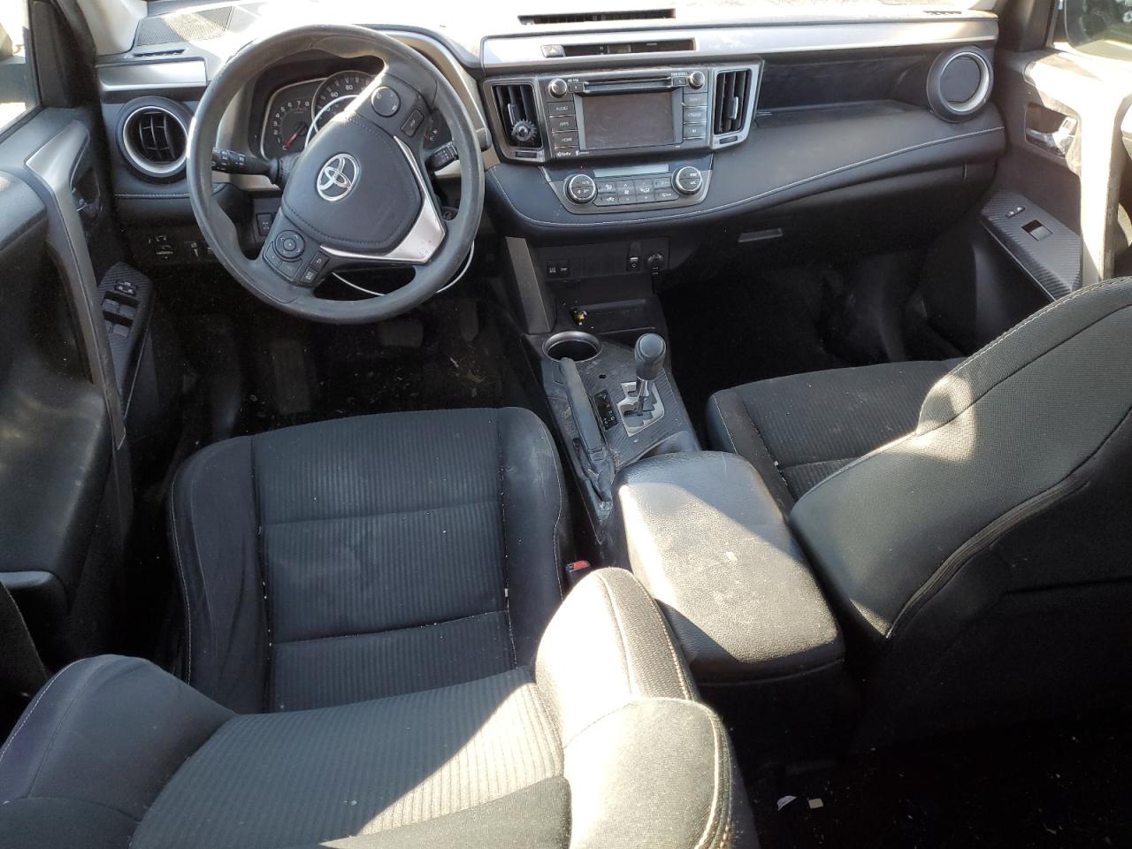 2015 Toyota RAV 4 - Image 8
