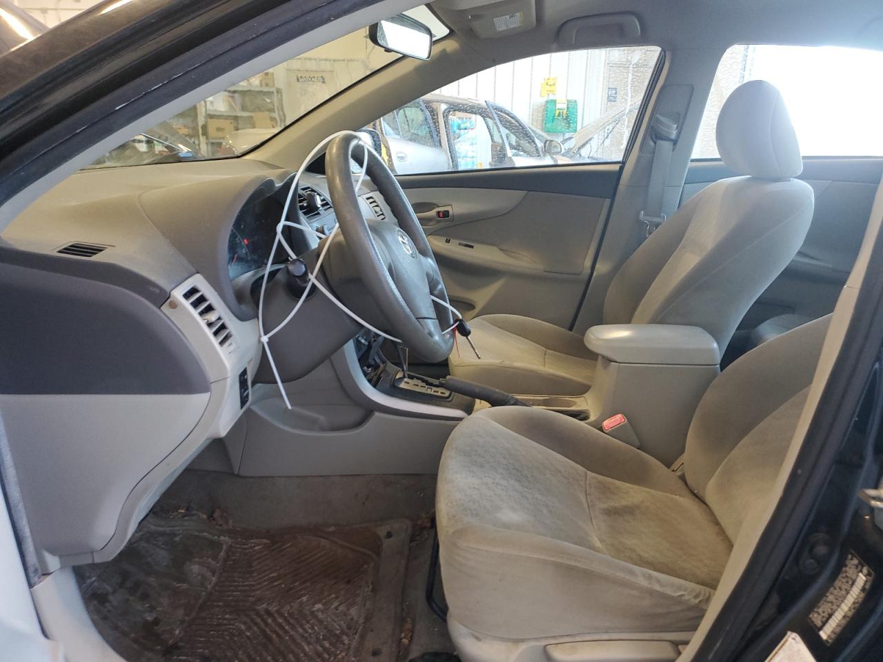 2009 Toyota Corolla - Image 7