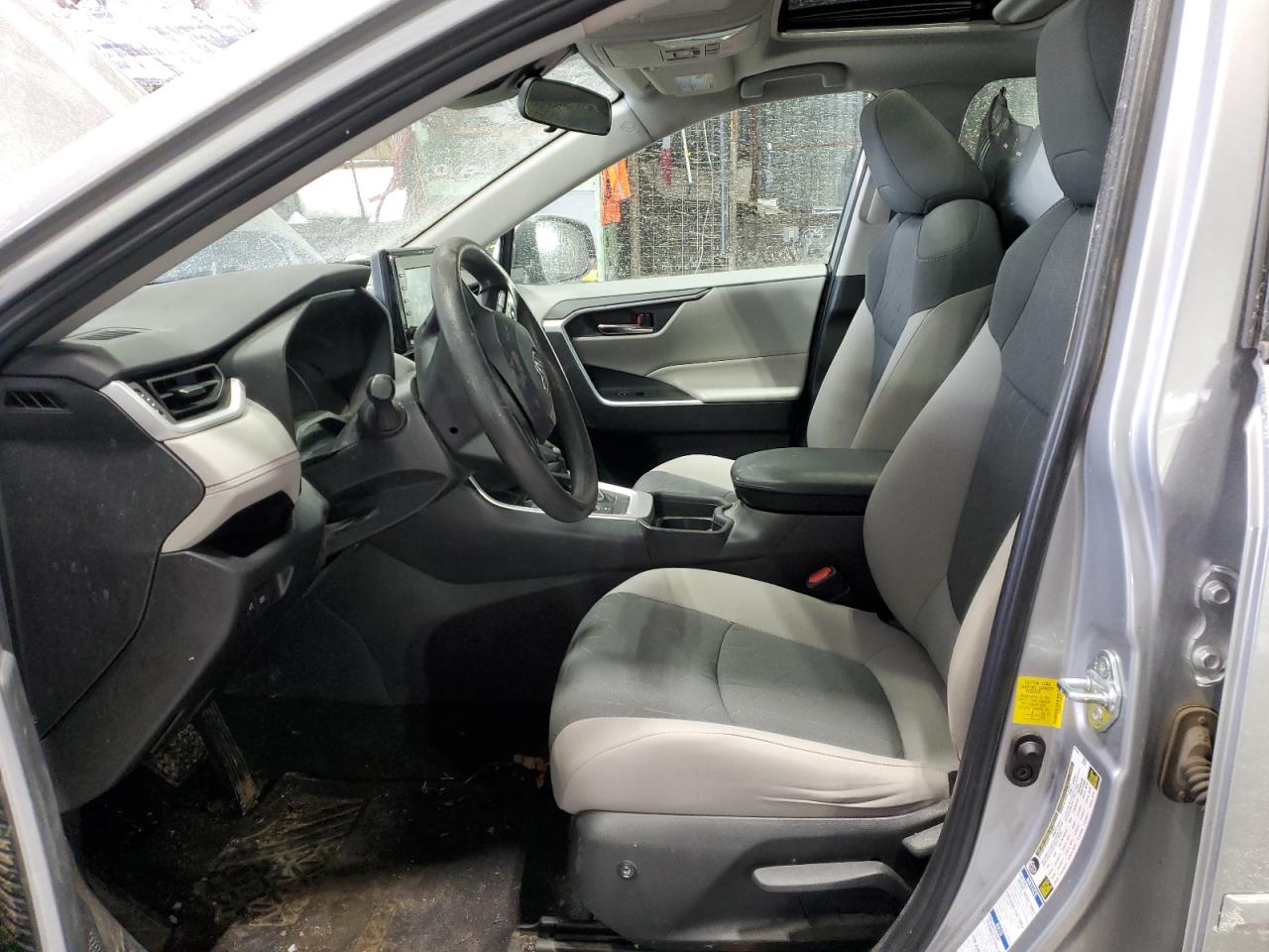 2019 Toyota RAV 4 - Image 7