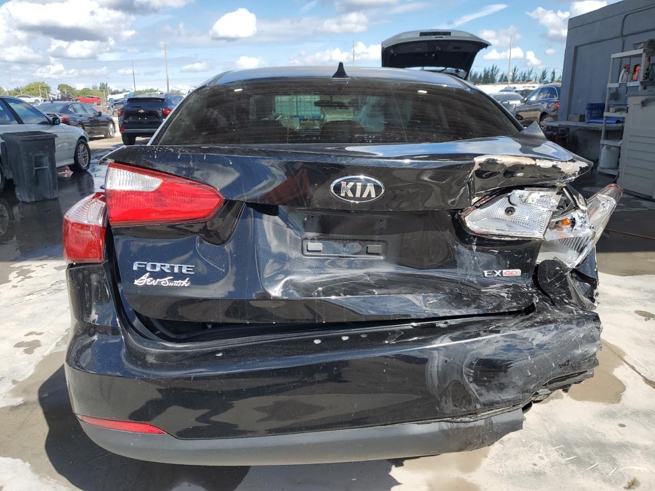 2014 Kia Forte - Image 6