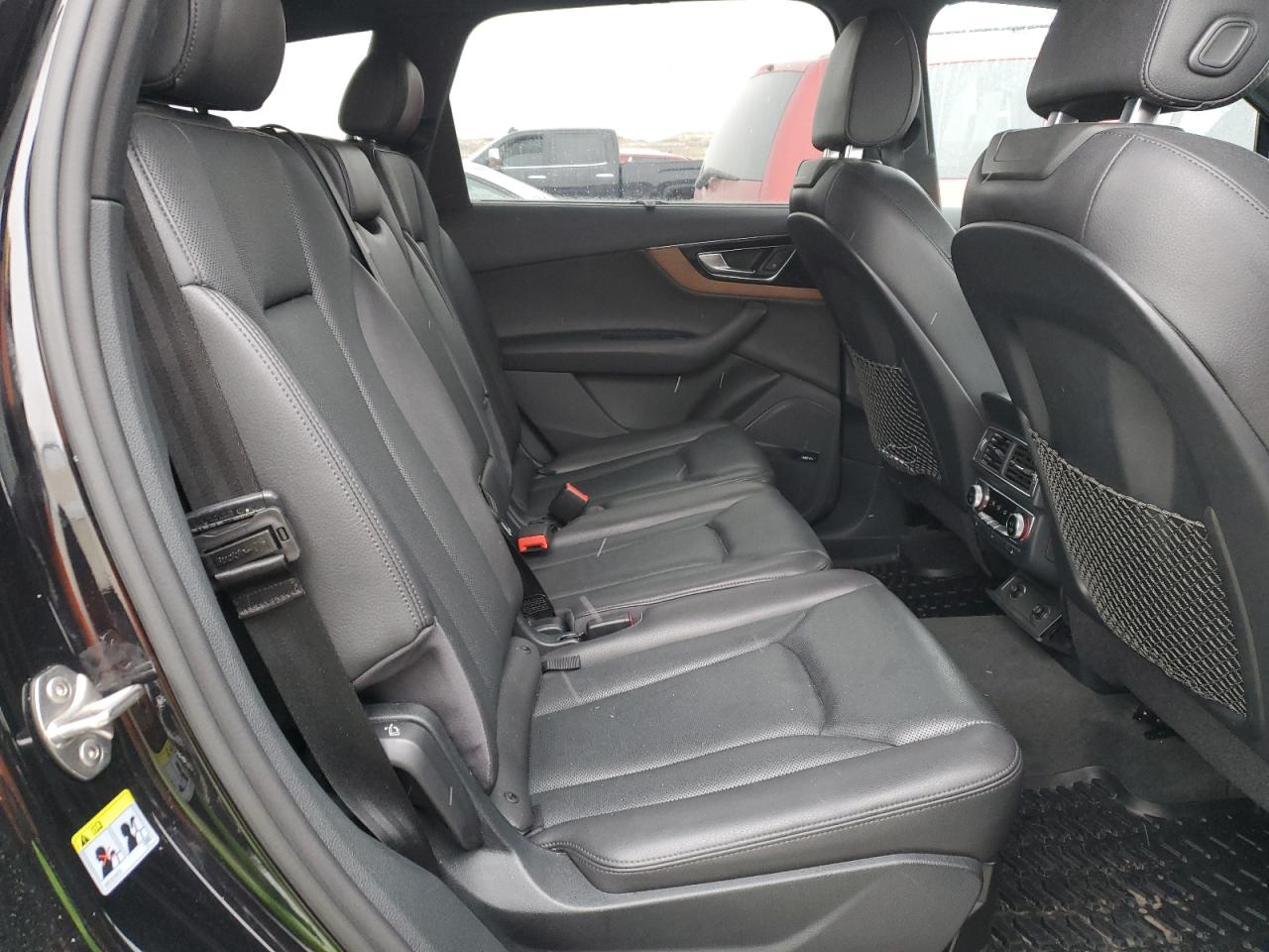 2017 Audi Q7 - Image 11