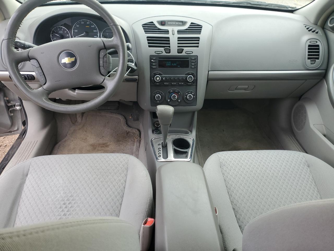 2006 Chevrolet Malibu - Image 8