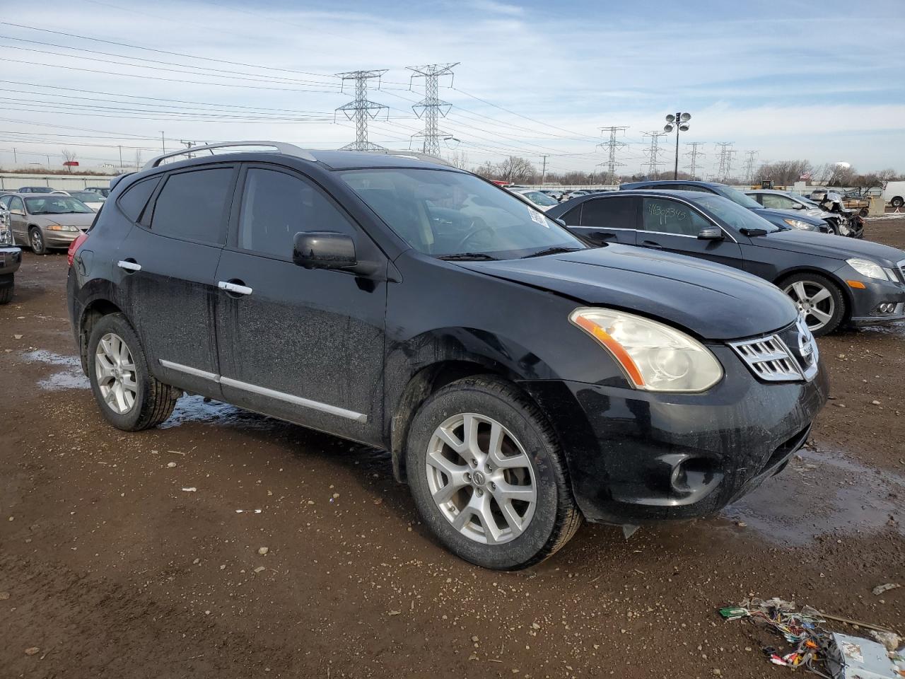 2013 Nissan Rogue - Image 4