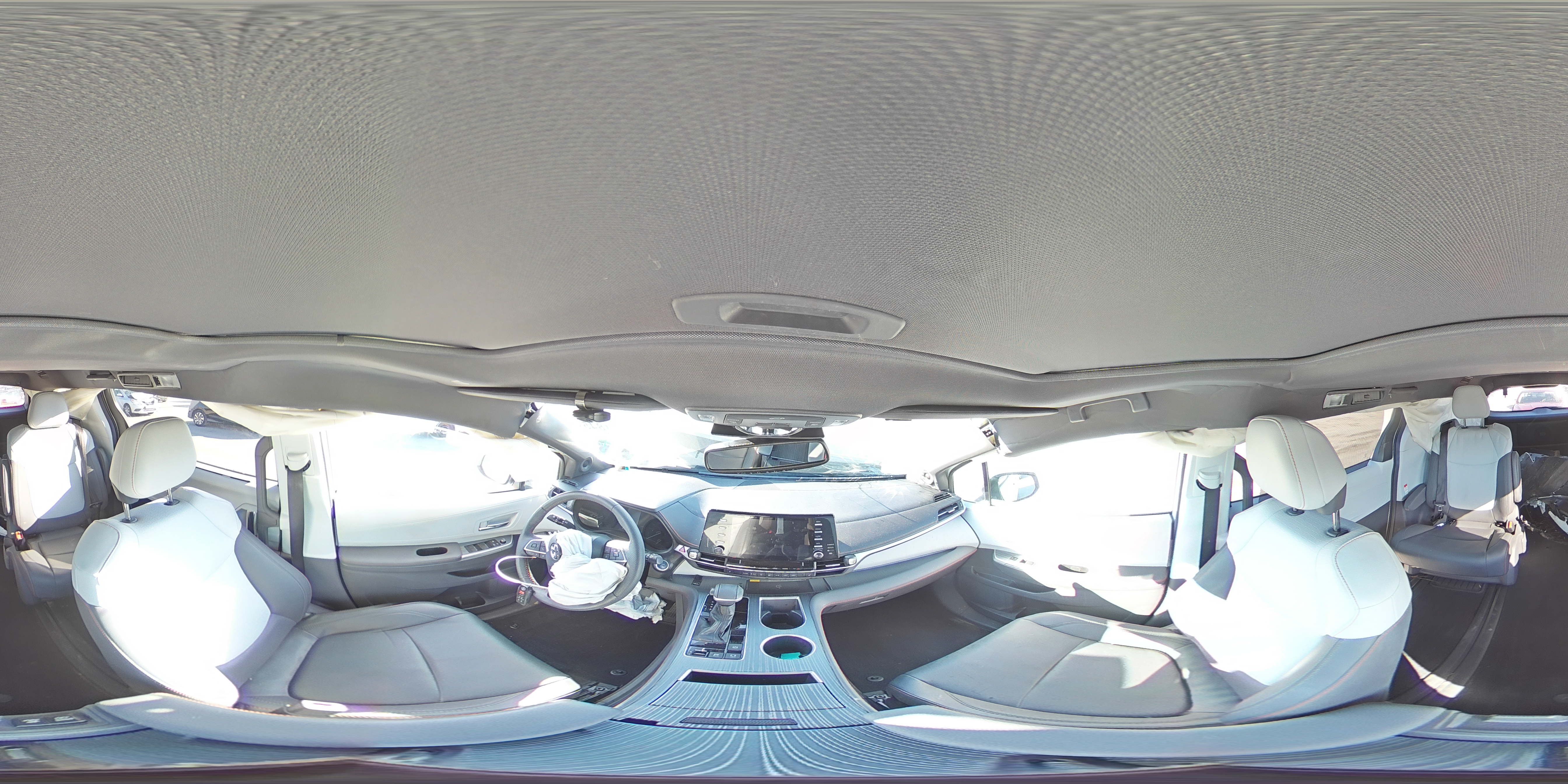 2021 Toyota Sienna - Image 13