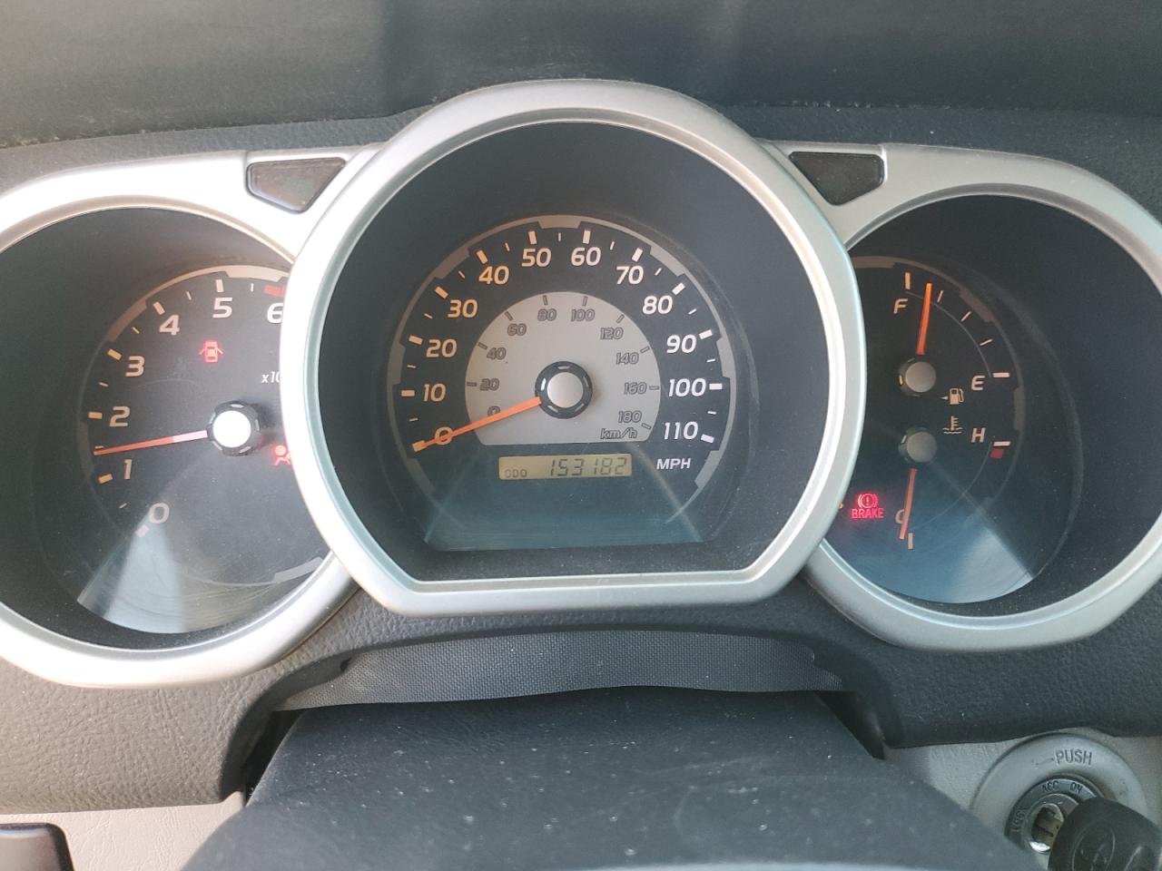2005 Toyota 4Runner - Image 9