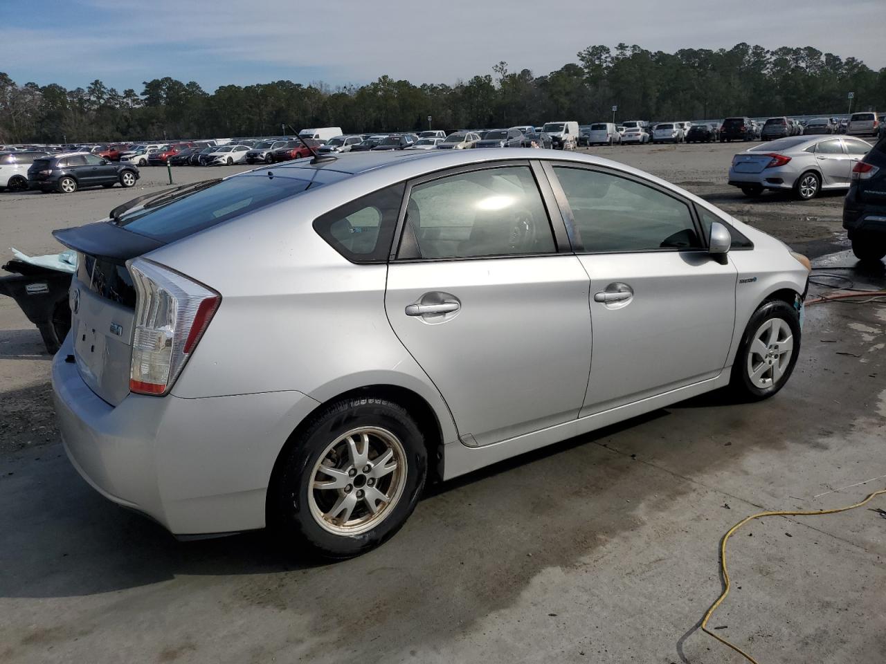 2010 Toyota Prius - Image 3