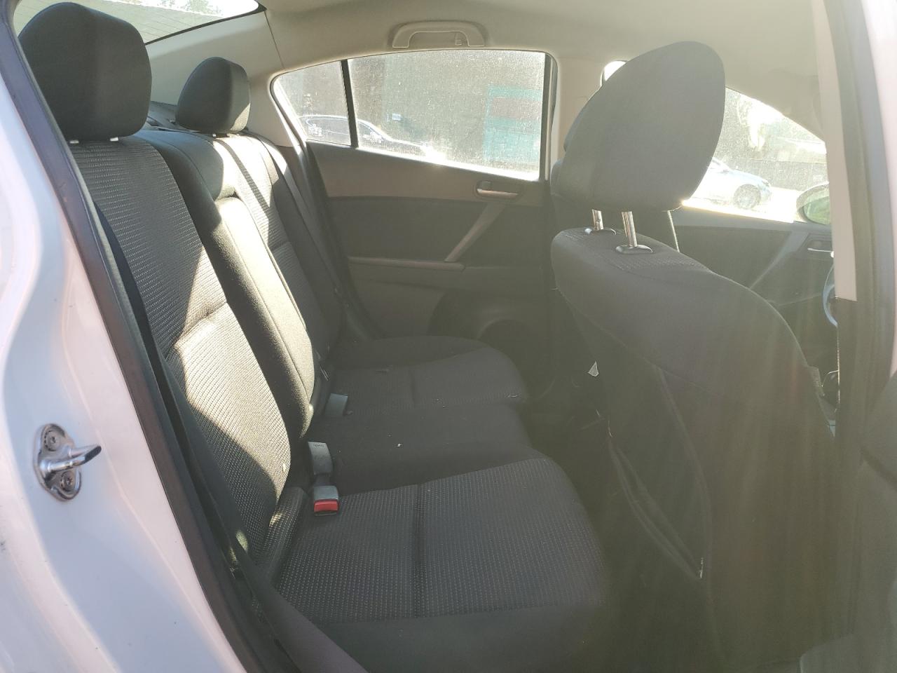 2012 Mazda 3 - Image 10