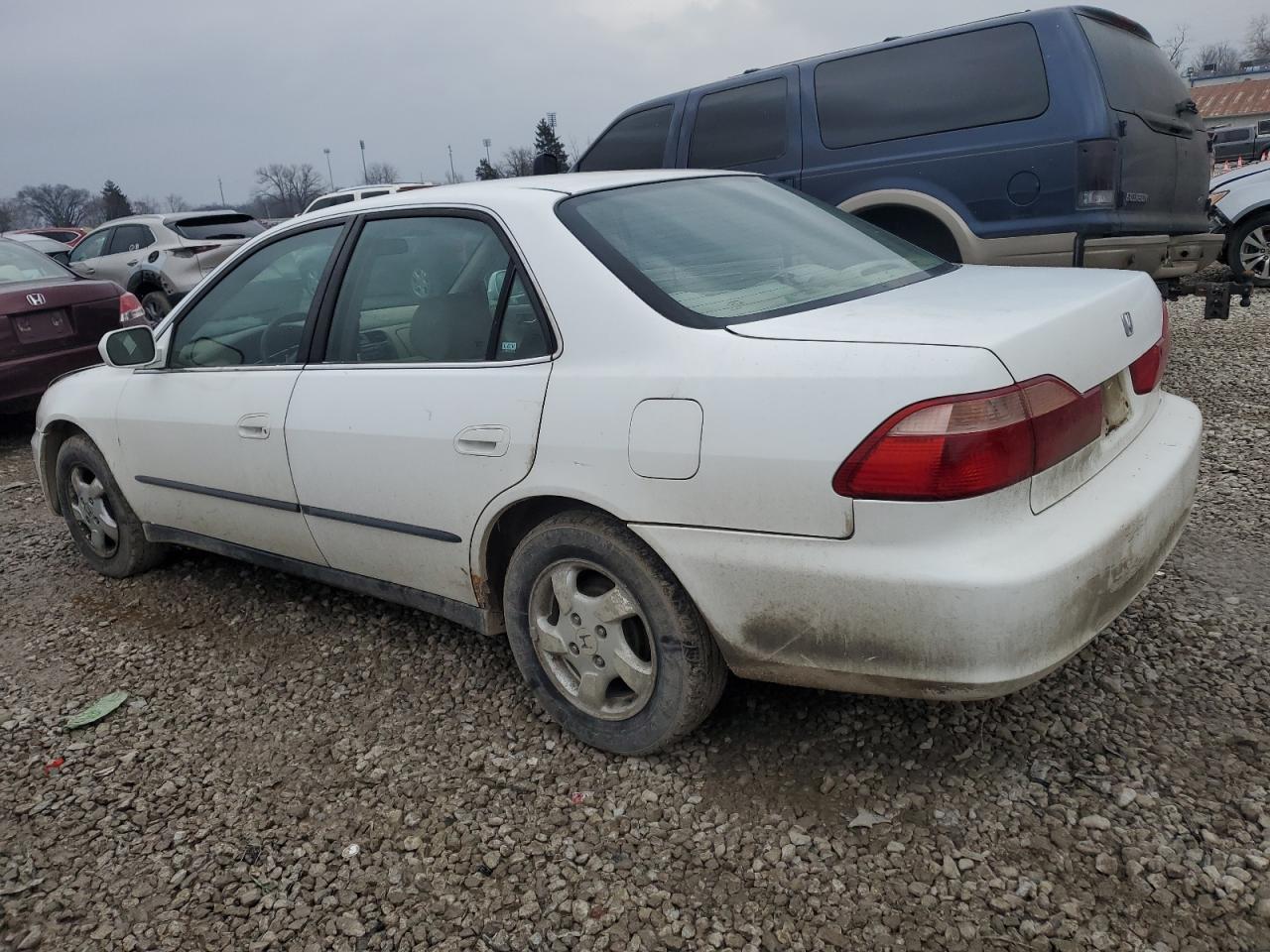 2000 Honda Accord - Image 2