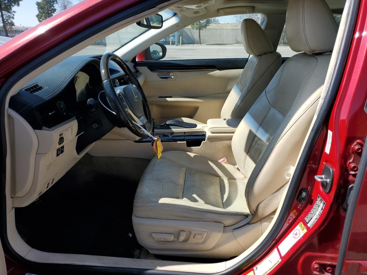 2014 Lexus ES - Image 7