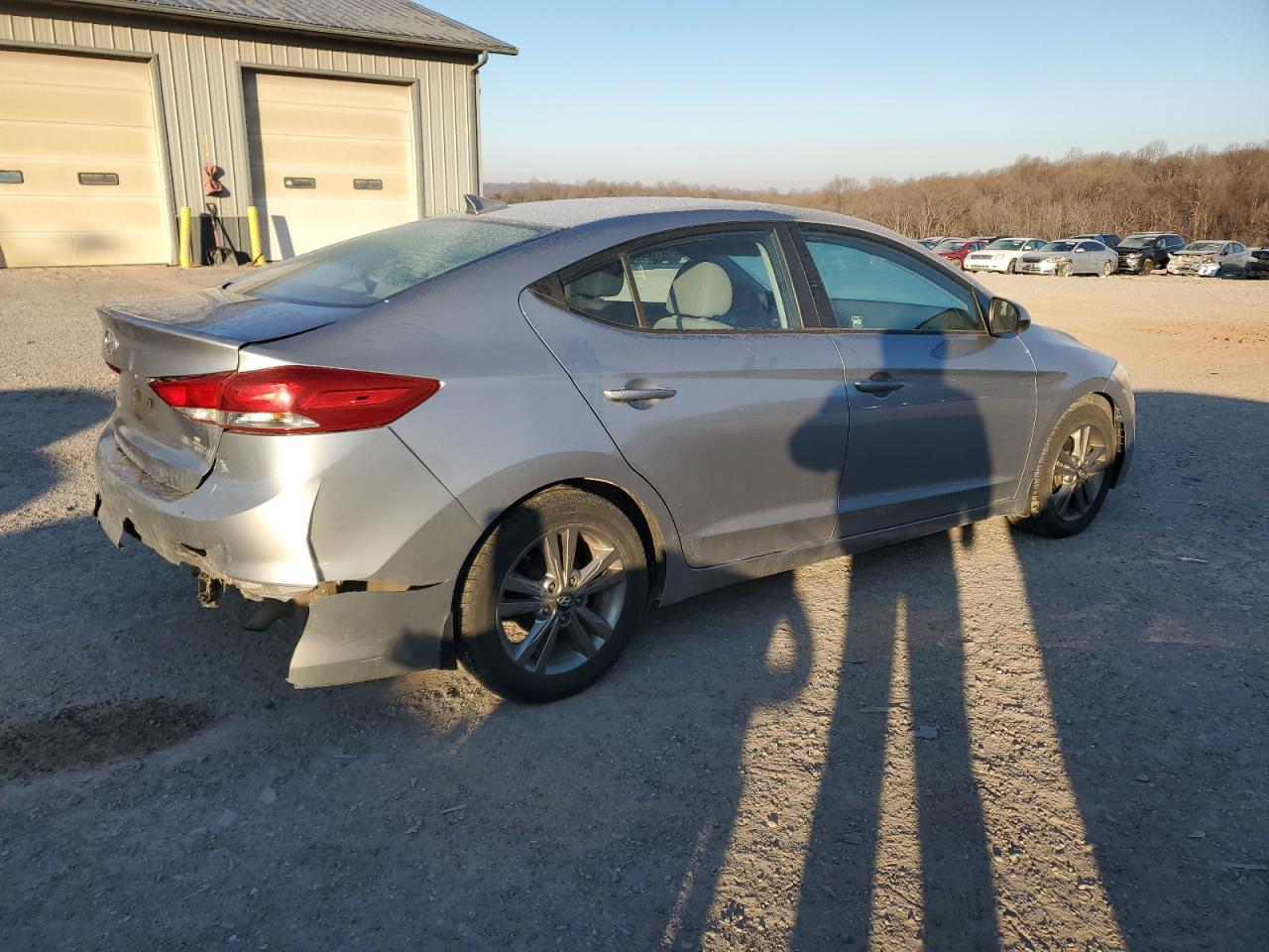 2017 Hyundai Elantra - Image 3