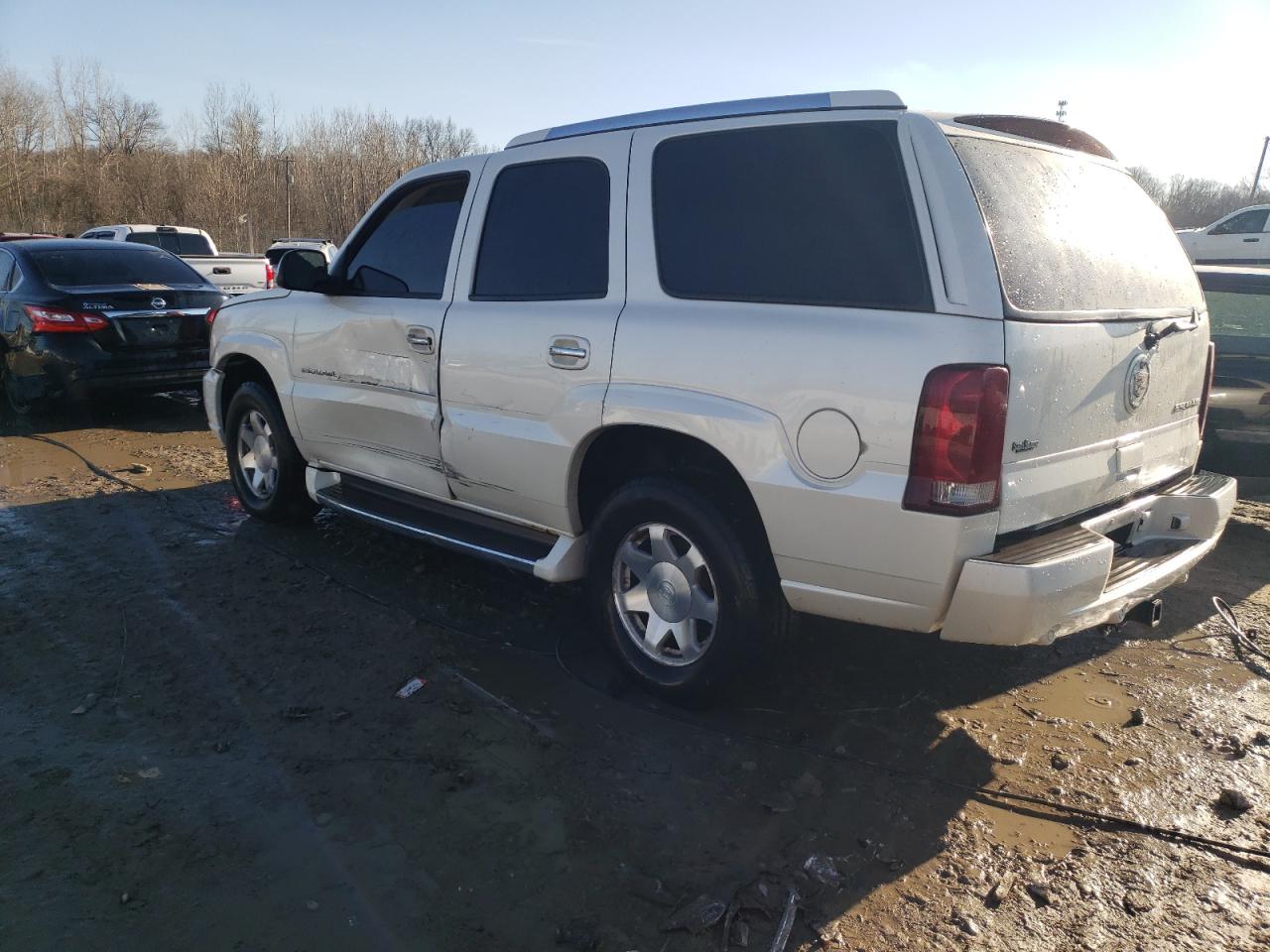 2002 Cadillac Escalade - Image 2