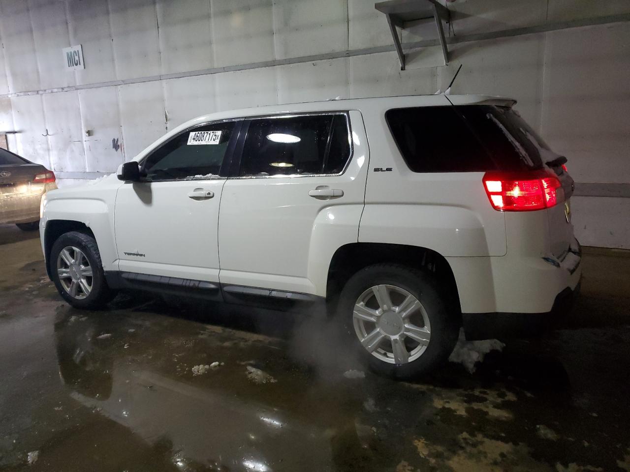 2014 GMC Terrain - Image 2