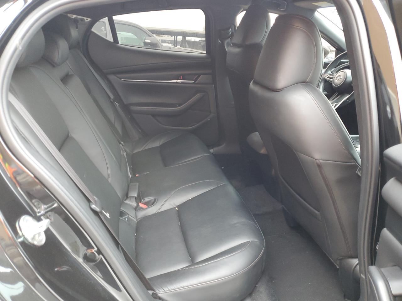 2021 Mazda 3 - Image 11