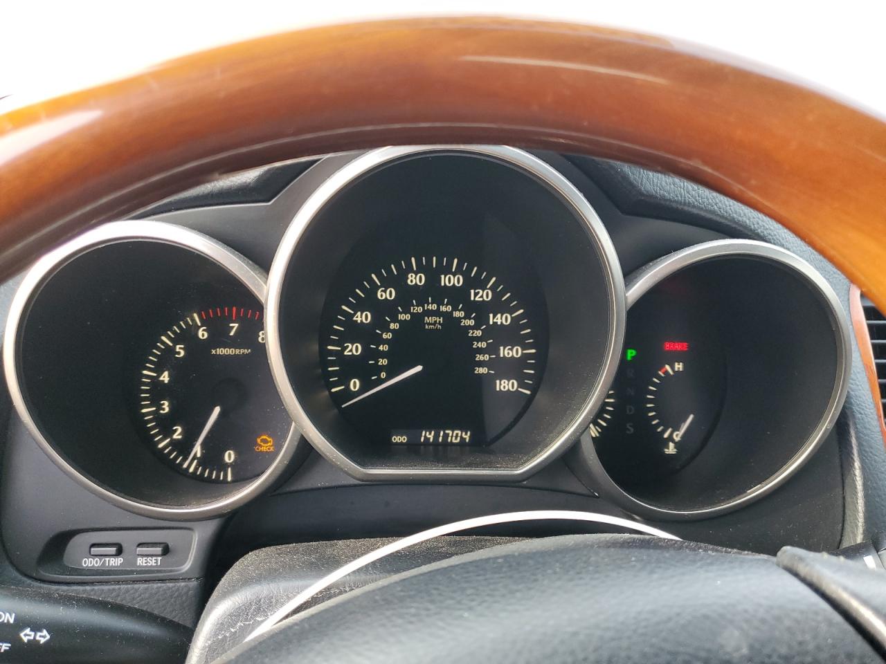 2006 Lexus SC - Image 9