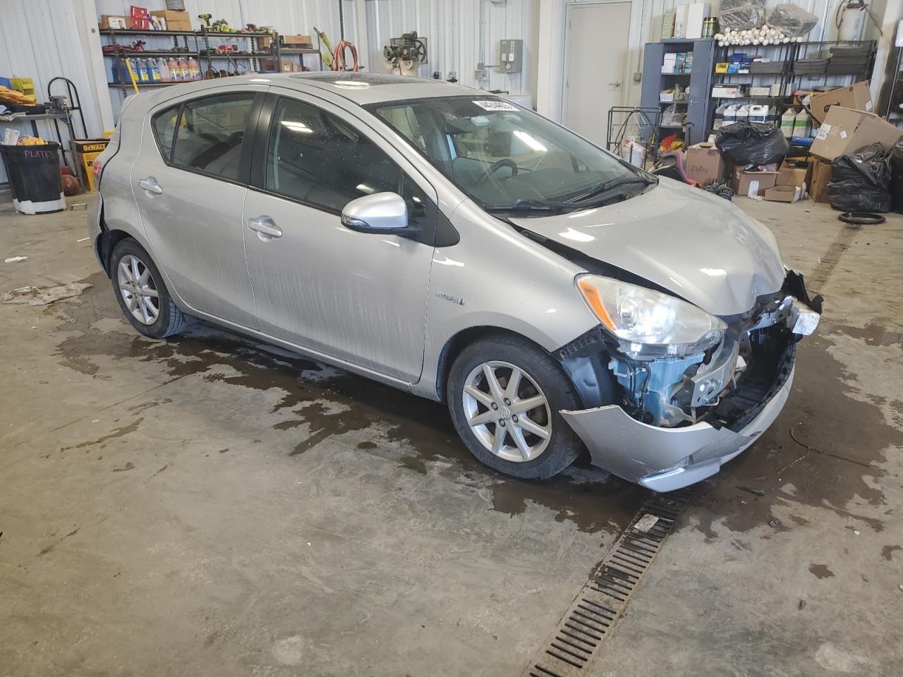 2014 Toyota Prius - Image 4
