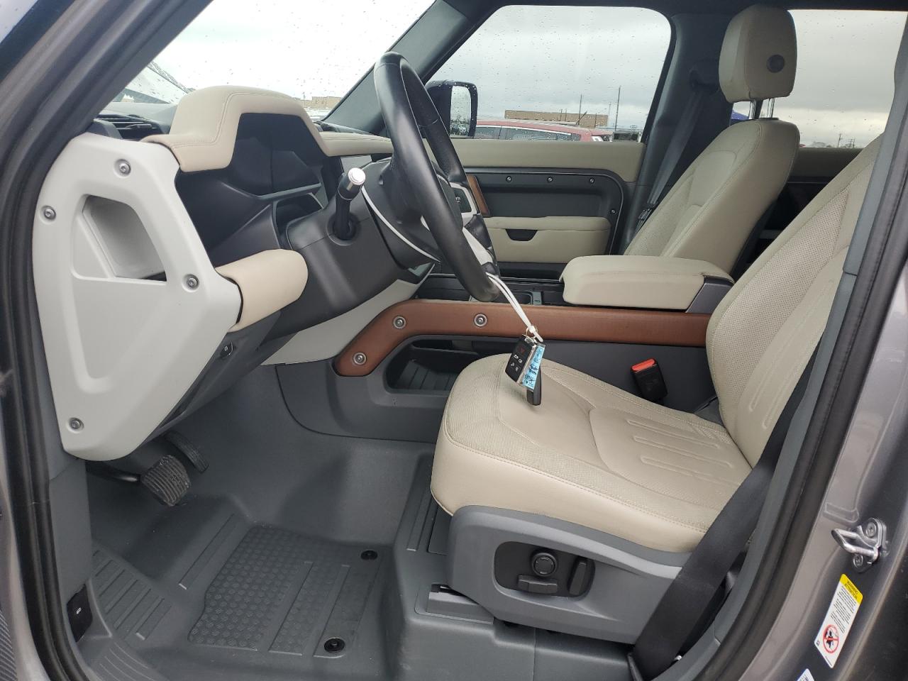 2021 Land Rover Defender - Image 7