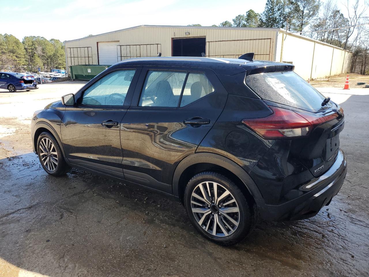 2022 Nissan Kicks - Image 2