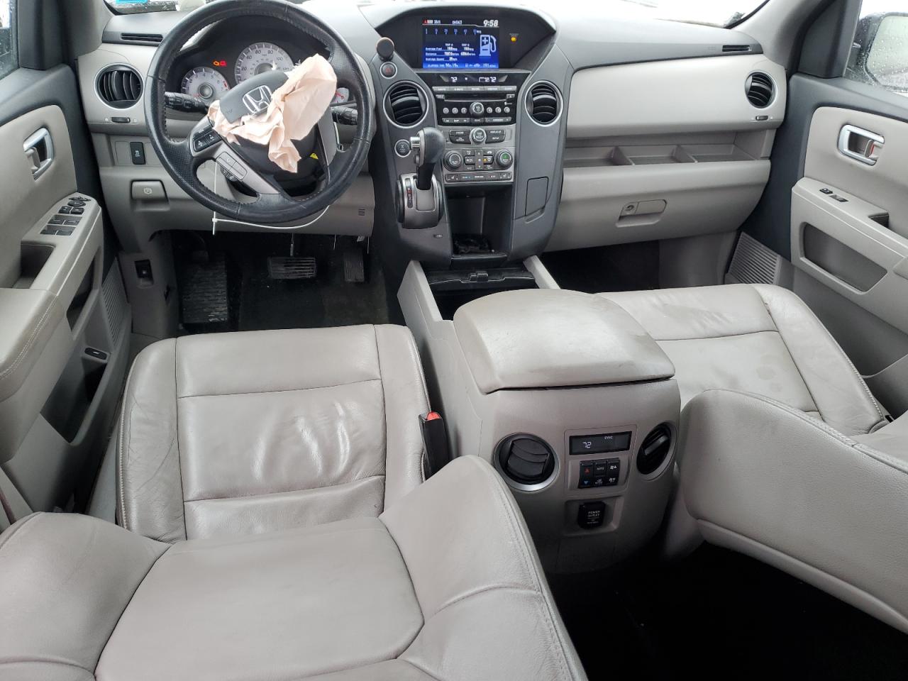 2014 Honda Pilot - Image 8