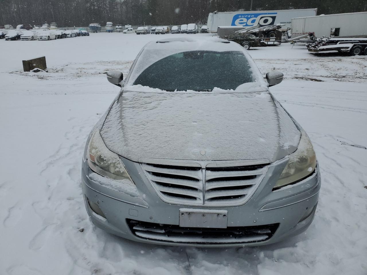 2009 Hyundai Genesis - Image 5